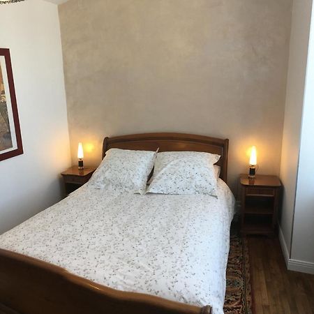 Bed and Breakfast L'instant Présent Pacy-sur-Armancon Exterior foto